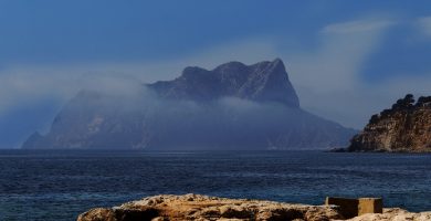 Rutas de escala en el peñon de ifach